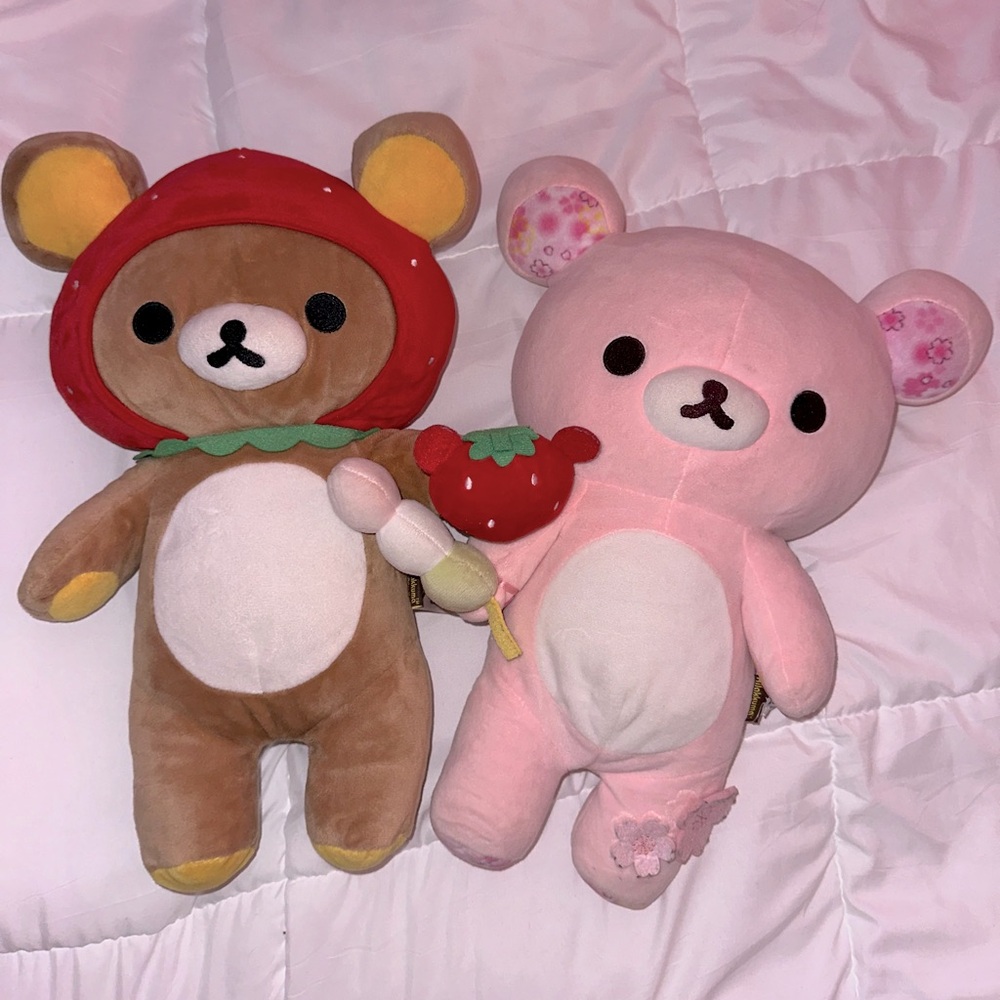 Korilakkuma and Rilakkuma Plushie